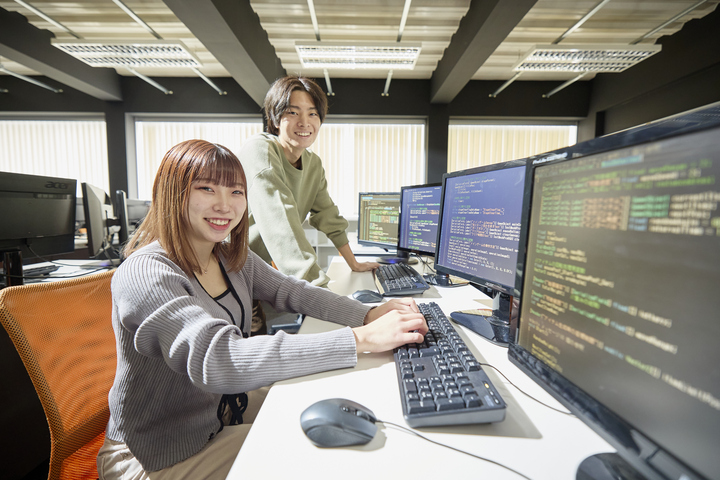 上越公務員・情報ビジネス専門学校